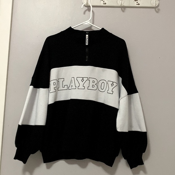 PLAYBOY Sweater - Picture 1 of 3